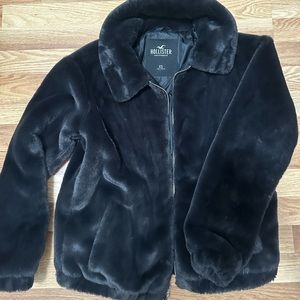 Hollister XS jacket polar bear like soft cozy black full zip up soft fleece